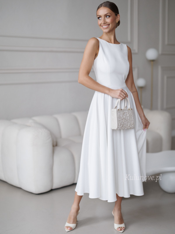 Nora midi - simple wedding dress in ecru color with halter neckline