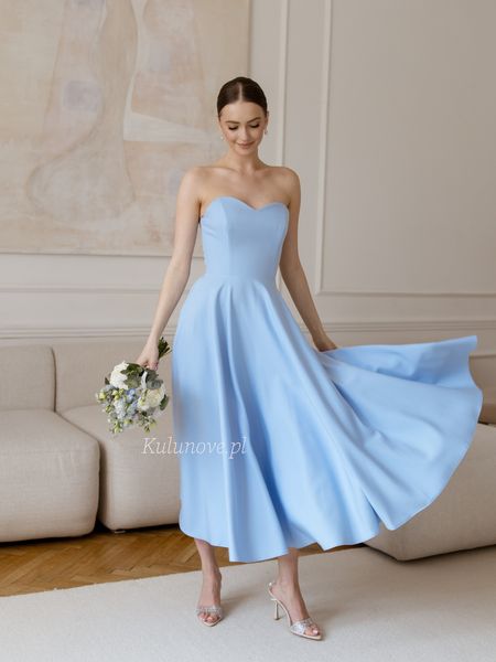 Reverly - blue midi dress with heart neckline and flared skirt