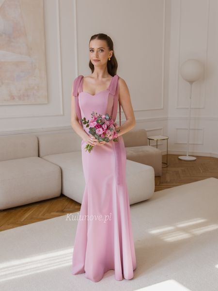 Scarlet fish - a dress for witnesses with a fitted cut in dirty pink with a heart neckline