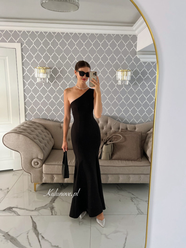 Varenna - black simple one shoulder dress