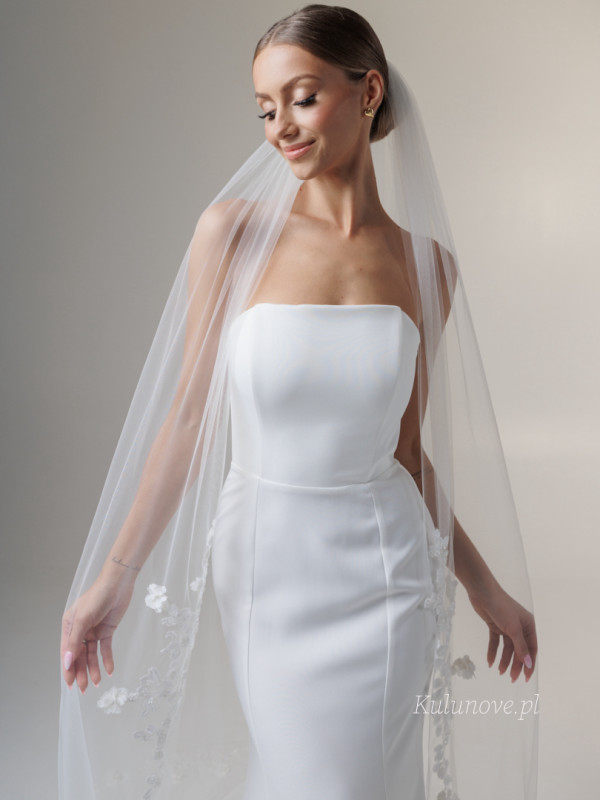 Emily fish - simple corseted fitted wedding dress in ecru color