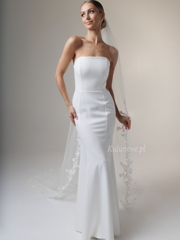 Emily fish - simple corseted fitted wedding dress in ecru color