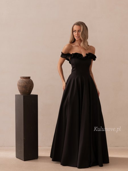 Wisteria Premium - An elegant black maxi evening dress with off-the-shoulder sleeves and a full skirt
