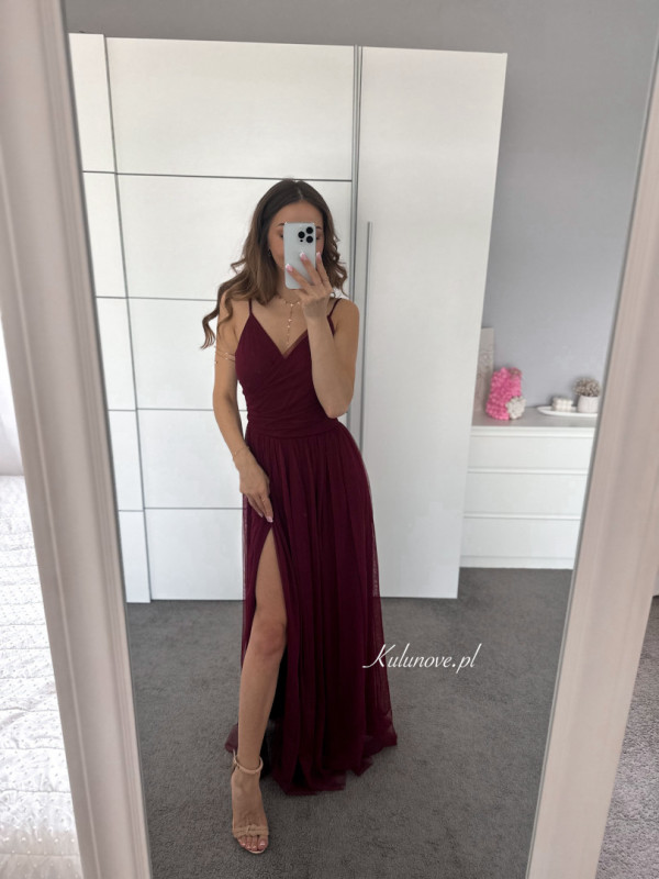 Zuri - delicate burgundy strapless maxi dress